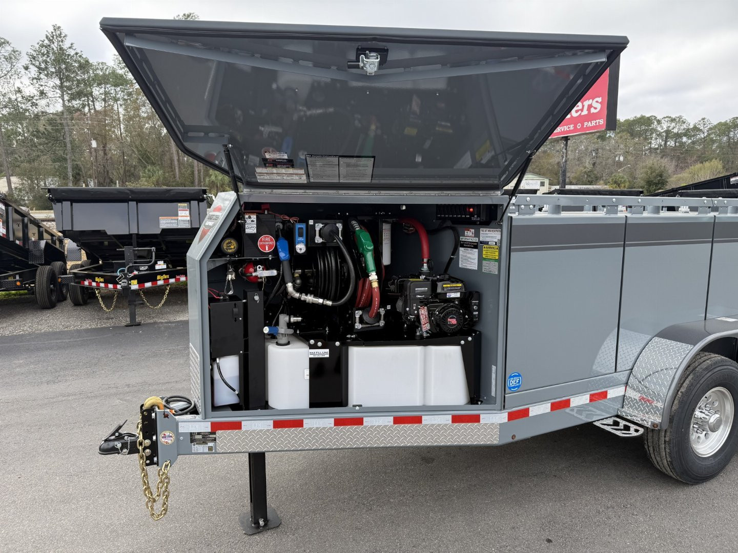 New MTT920 Thunder Creek Equipment Fuel Trailer