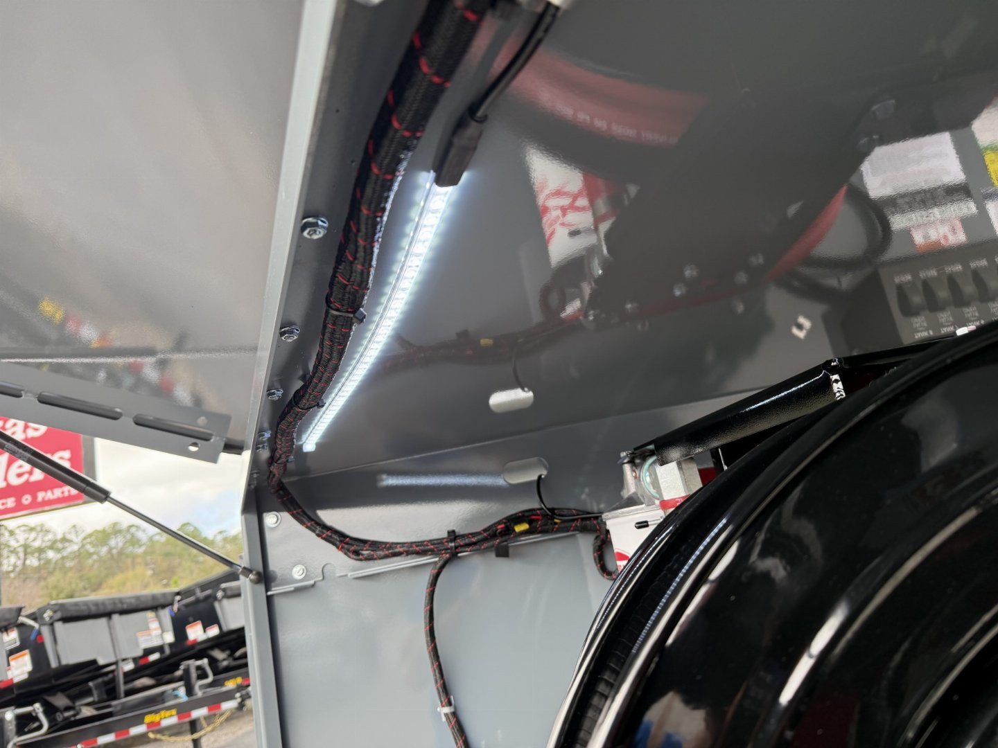 New MTT920 Thunder Creek Equipment Fuel Trailer