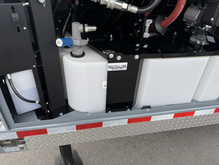 New MTT920 Thunder Creek Equipment Fuel Trailer