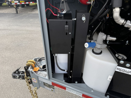 New MTT920 Thunder Creek Equipment Fuel Trailer