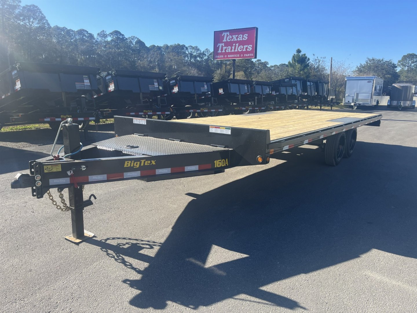 New 16OA-22STA-S8BK BIG TEX TRAILERS 8.5'X 22' DECKOVER TRAILER