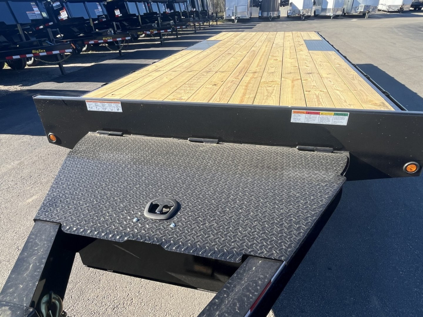 New 16OA-22STA-S8BK BIG TEX TRAILERS 8.5'X 22' DECKOVER TRAILER