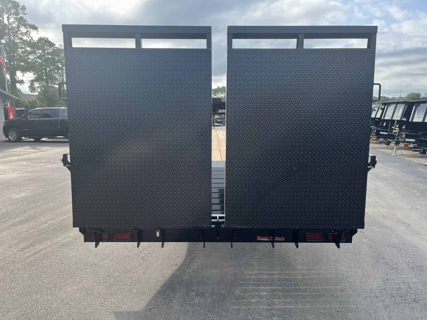 New FB3516G Texas Trailers 8'6" x 35' Gooseneck Flatbed Trailer