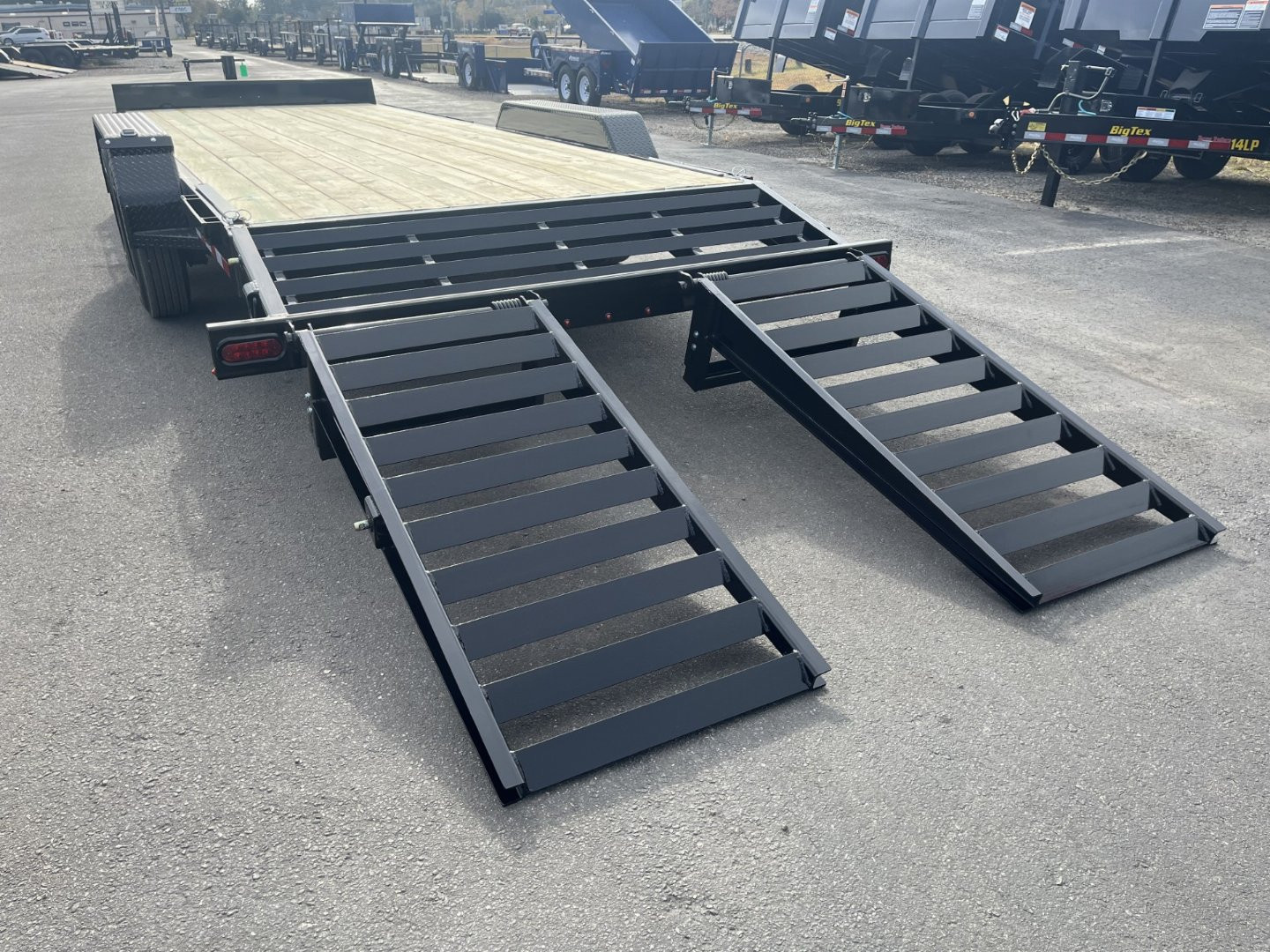 New EQ2216B TEXAS TRAILERS 6'11" X 22' EQUIPMENT TRAILER