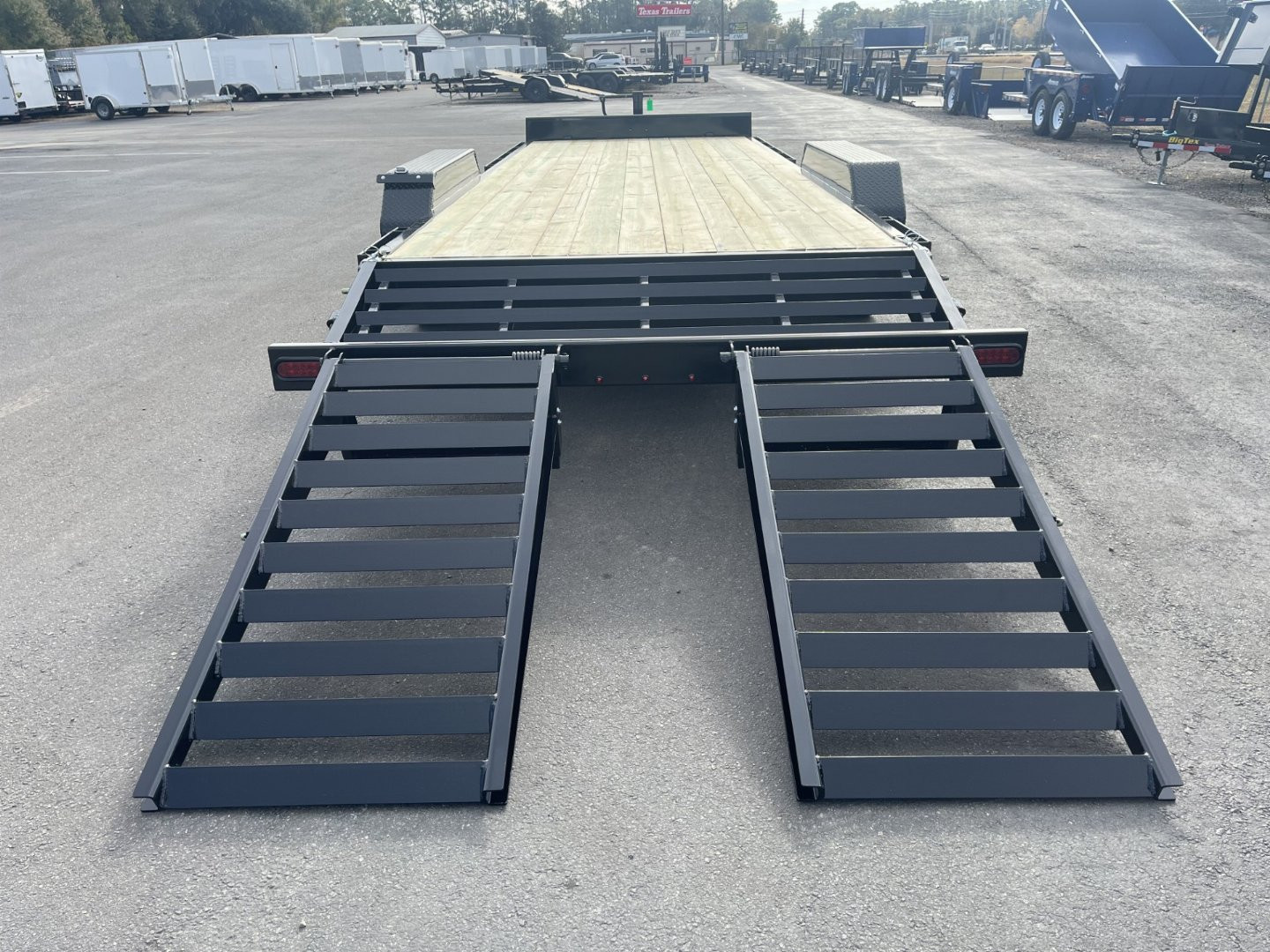 New EQ2216B TEXAS TRAILERS 6'11" X 22' EQUIPMENT TRAILER