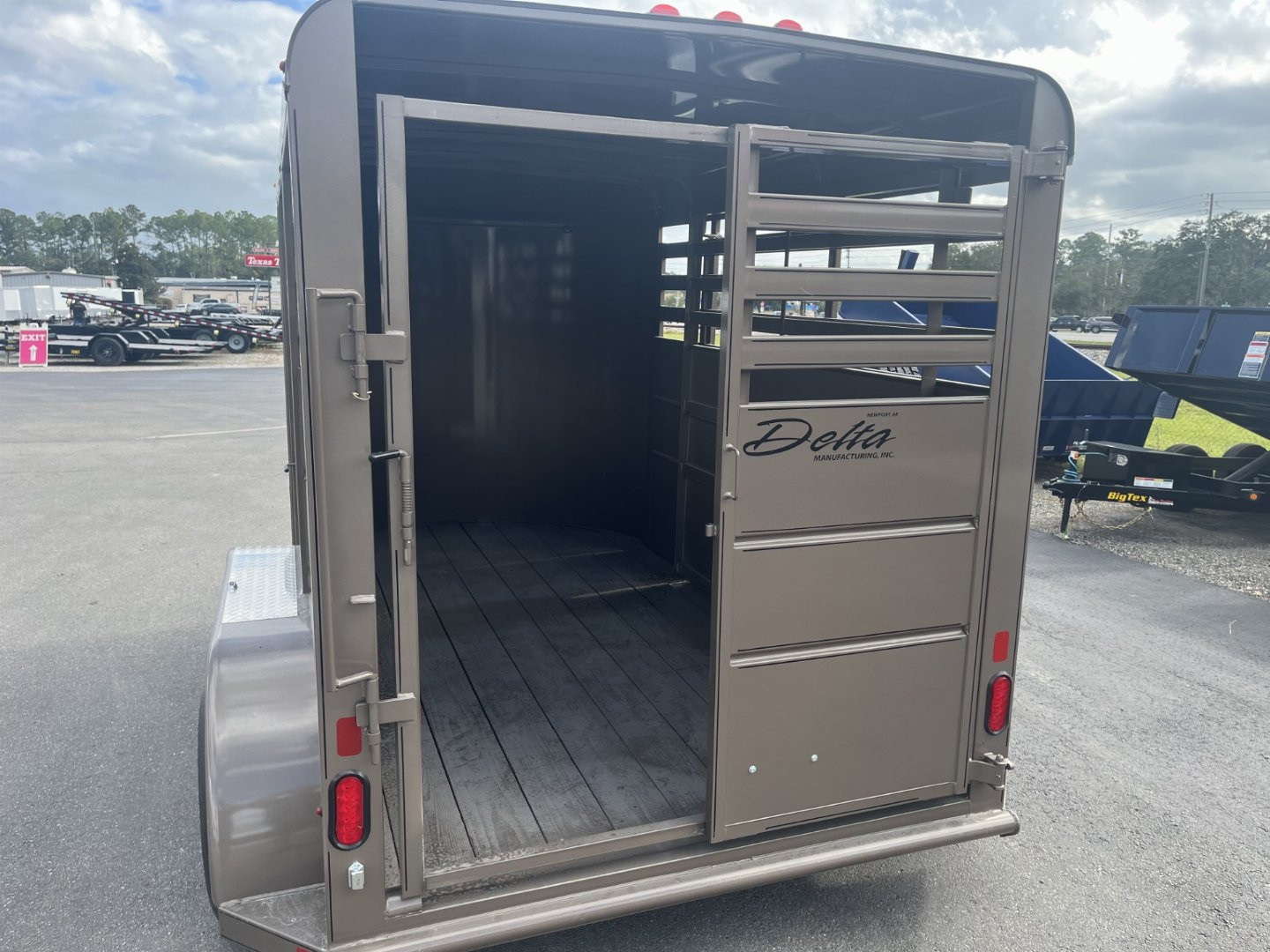 New 500ES-12 DELTA 6' X 12' X 6'6" TALL ECONOMY LIVESTOCK TRAILER