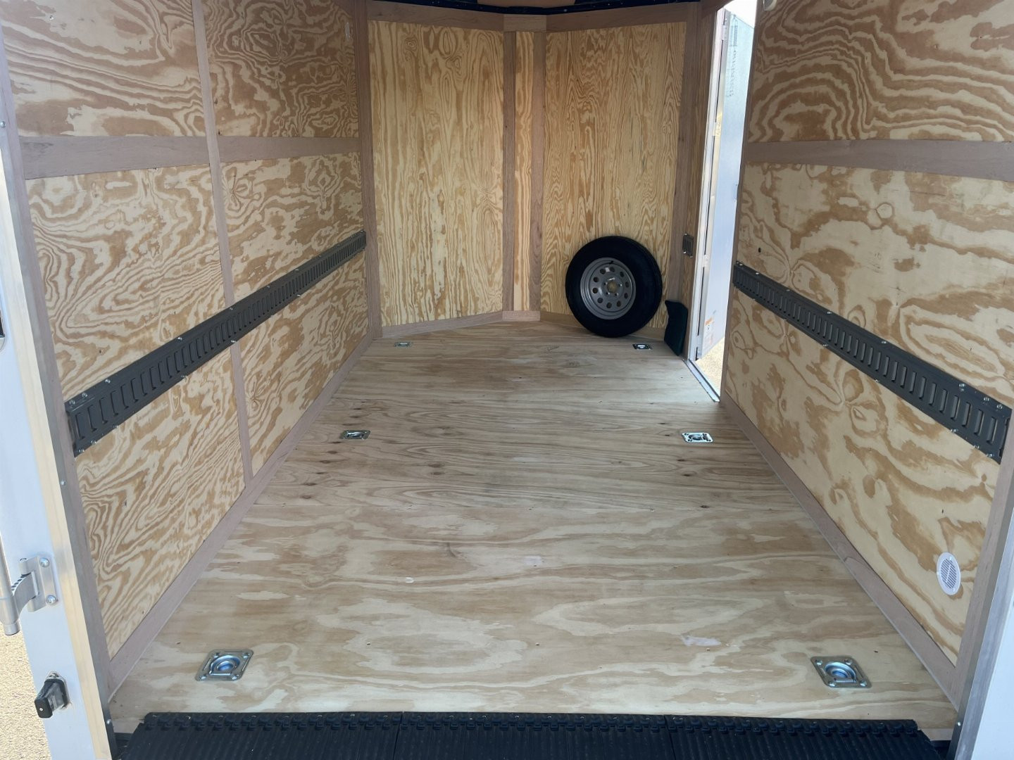 New GANS712SA CARGO MATE 7' X 12' ENCLOSED CARGO TRAILER W/ REAR RAMP DOOR, SIDE DOOR, & UPGRADES