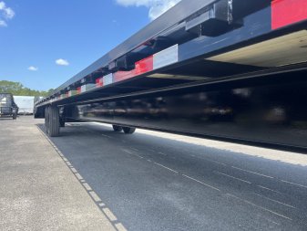 New FB4016G TEXAS TRAILERS 8.5' X 40' Gooseneck Flatbed Trailer