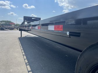 New FB4016G TEXAS TRAILERS 8.5' X 40' Gooseneck Flatbed Trailer
