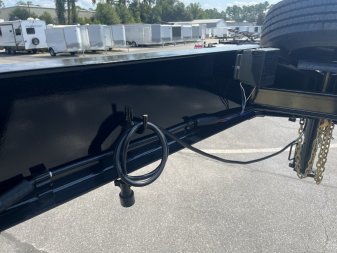 New FB4016G TEXAS TRAILERS 8.5' X 40' Gooseneck Flatbed Trailer
