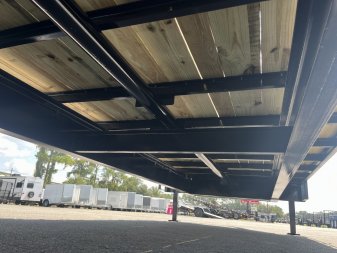 New FB4016G TEXAS TRAILERS 8.5' X 40' Gooseneck Flatbed Trailer