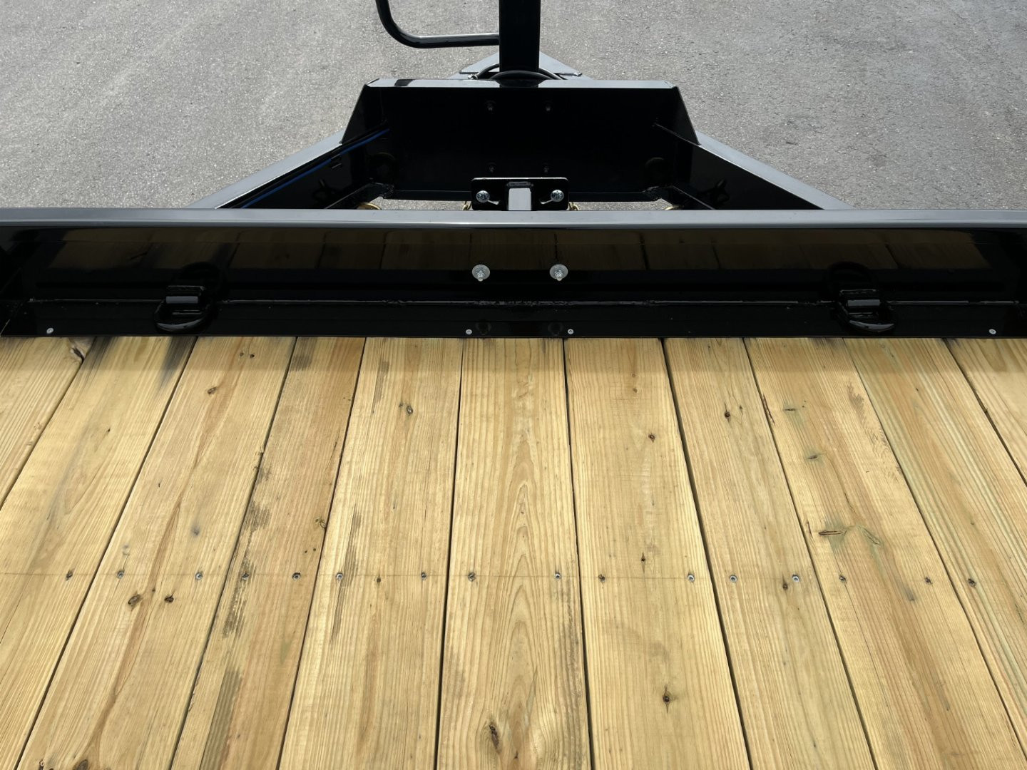 New EQ2016B TEXAS TRAILERS 6'11" X 20' EQUIPMENT TRAILER