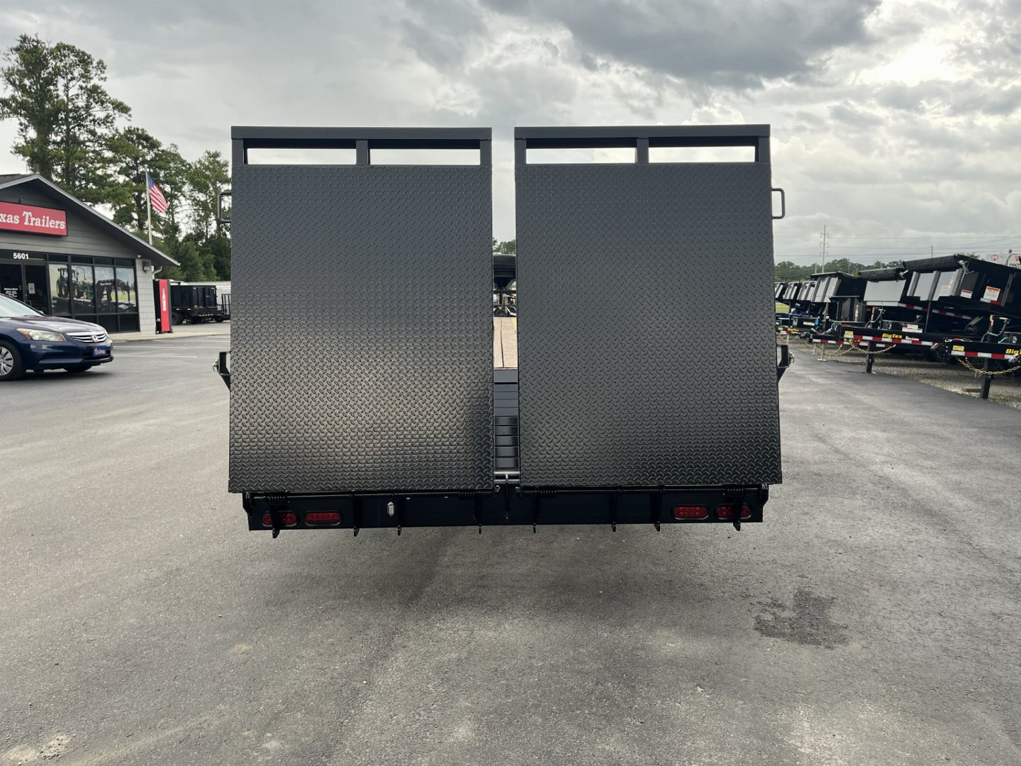 New FB4020G Texas Trailers 8'6" x 40' Gooseneck Flatbed Trailer