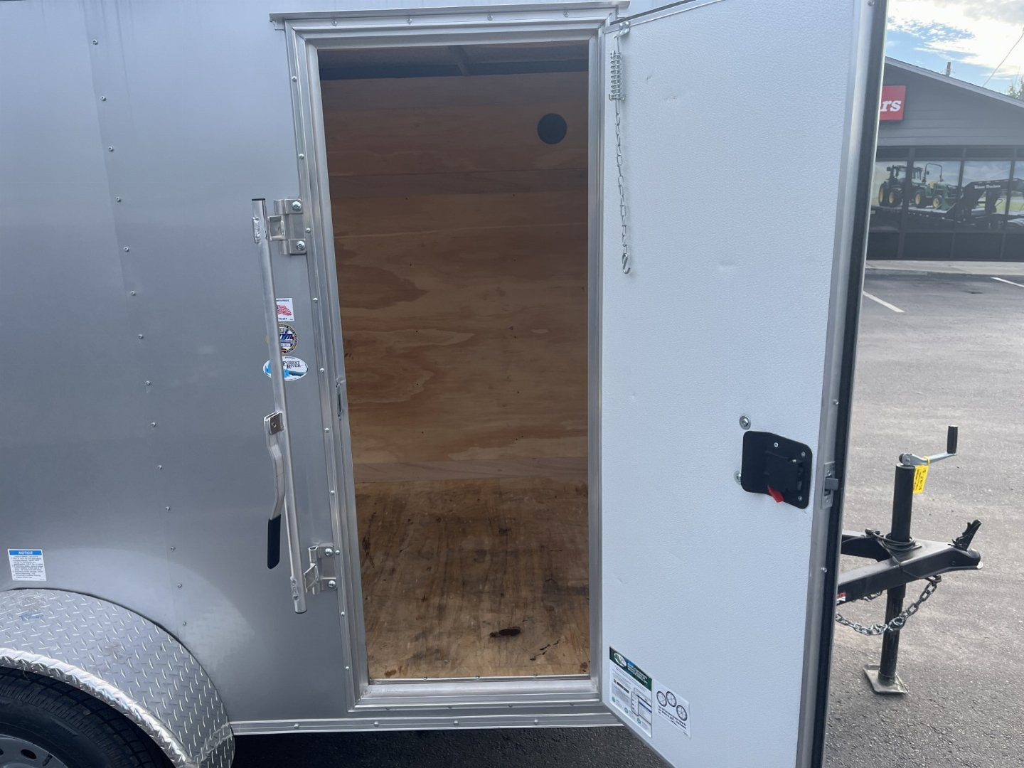 Used USED 2023 CARGO MATE GANS58SA 5'X8' ENCLOSED CARGO TRAILER W/ REAR RAMP DOOR & SIDE DOOR