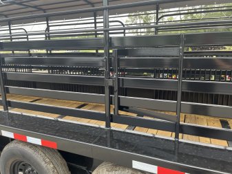 New ST3221G TEXAS TRAILERS 32' GOOSENECK STOCK TRAILER W/ TRIPLE AXLES