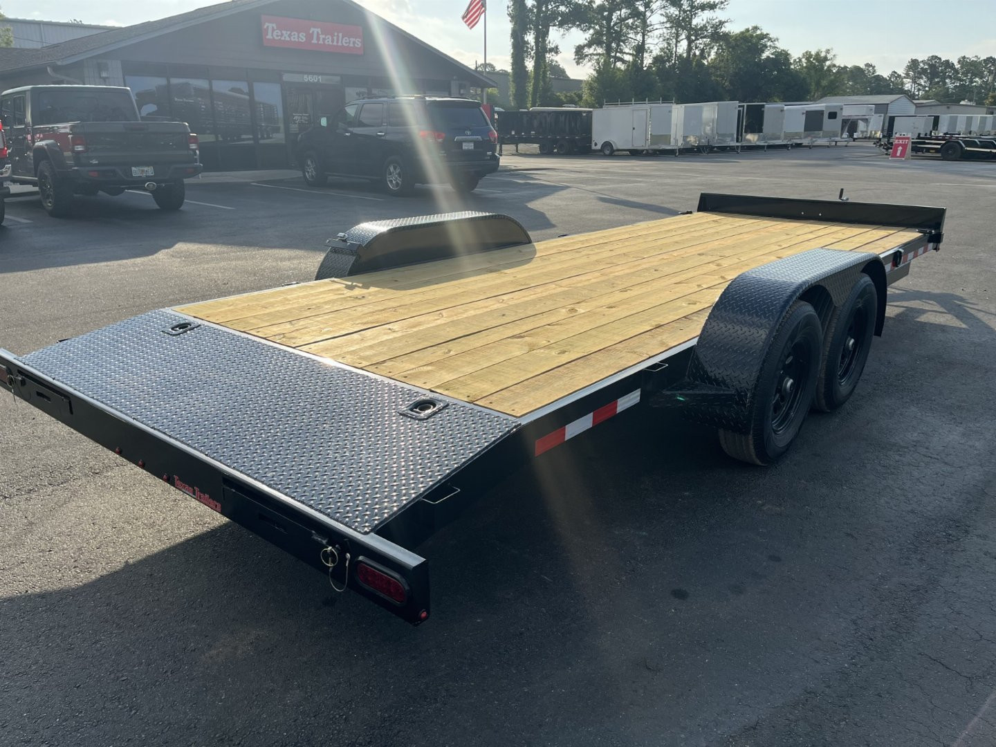 New CH2010 TEXAS TRAILERS 6'10" X 20' CAR HAULER