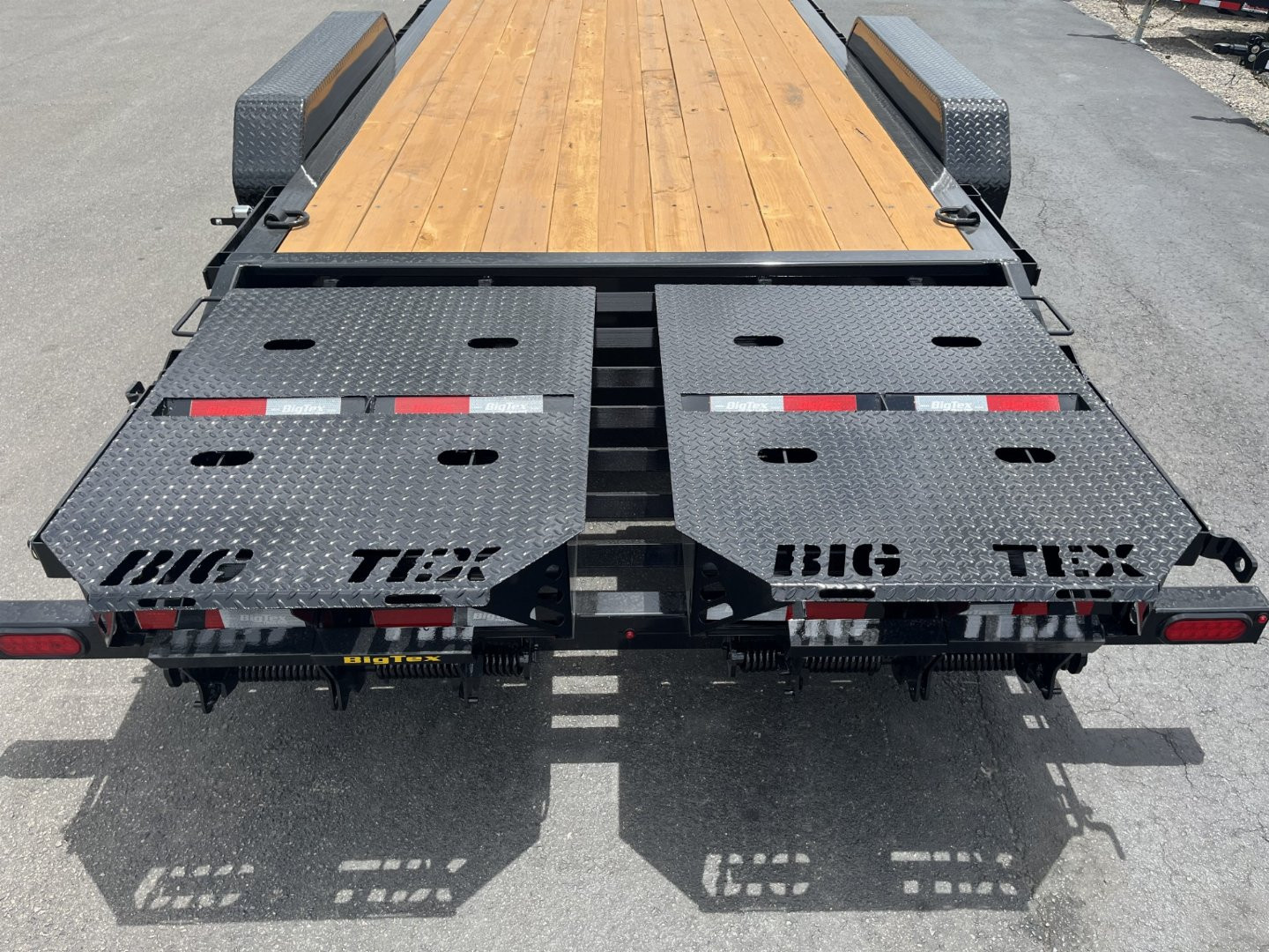 New 14EH-22D3A-MRBK BIG TEX 7' X 22' EQUIPMENT TRAILER