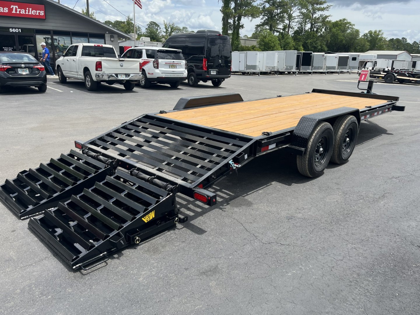 New 14EH-22D3A-MRBK BIG TEX 7' X 22' EQUIPMENT TRAILER