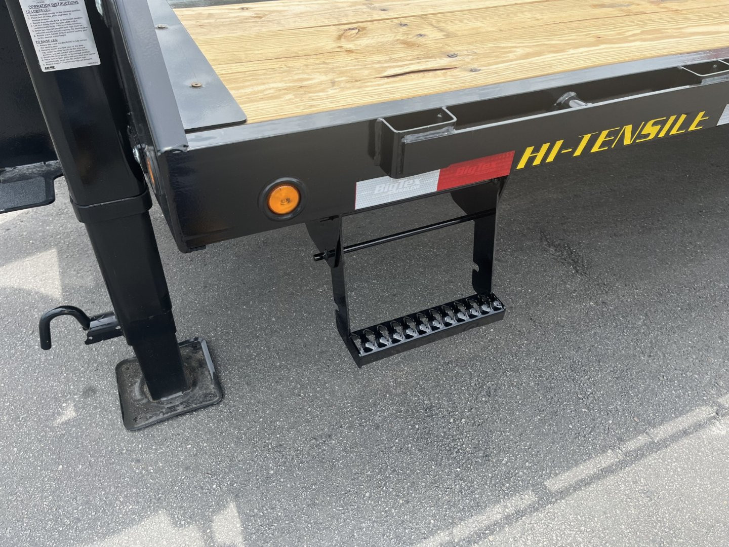 New 25GN-25D5A-MRBK BIG TEX 8.5' X 25' FLATBED TRAILER W/ UPGRADED TIRES