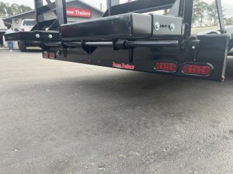New EQ2320B TEXAS TRAILERS 6'10" X 23' 23,000# EQUIPMENT TRAILER