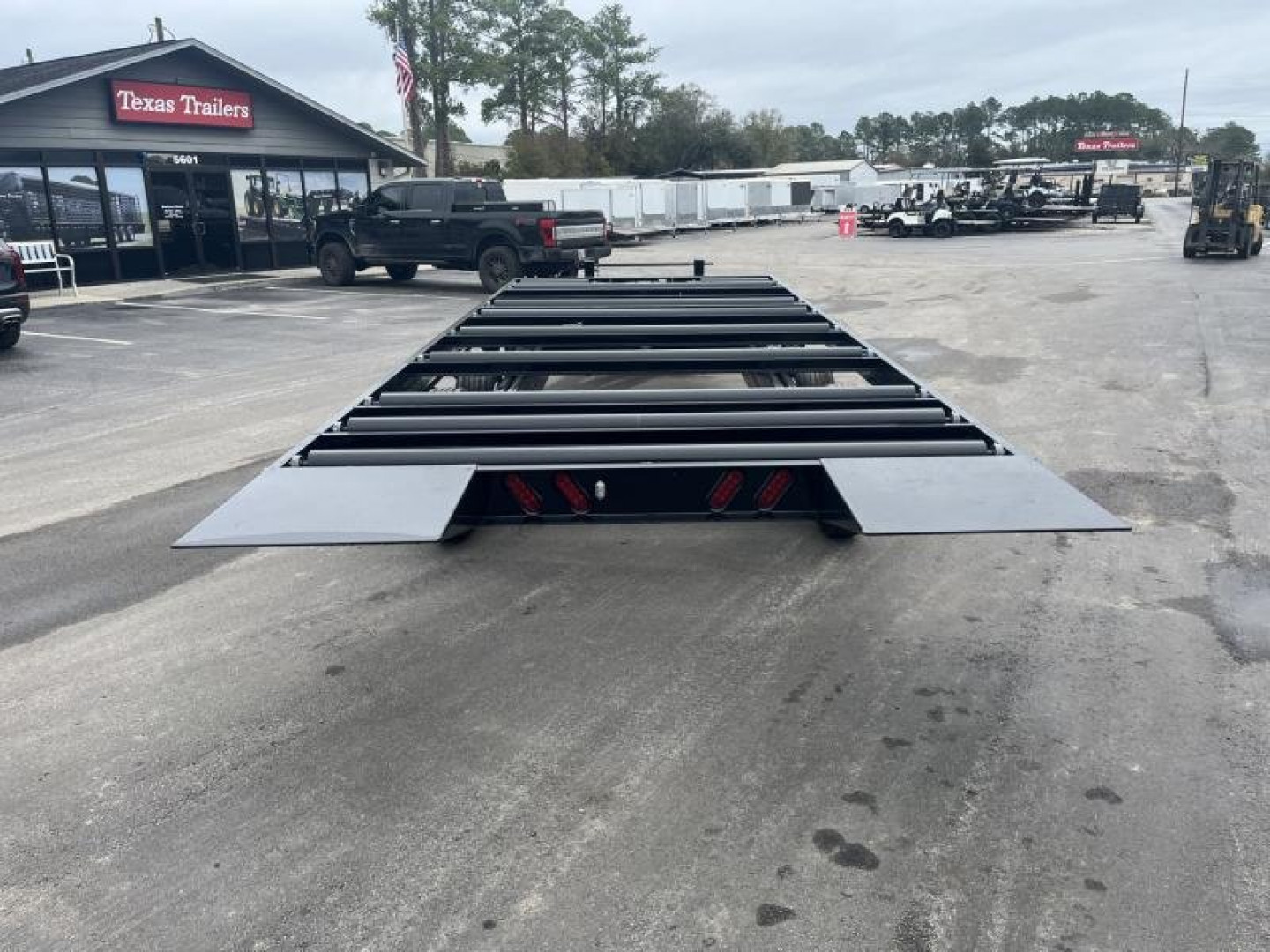 New CT2416B TEXAS TRAILERS 8.5' X 24' ROLLER TRAILER