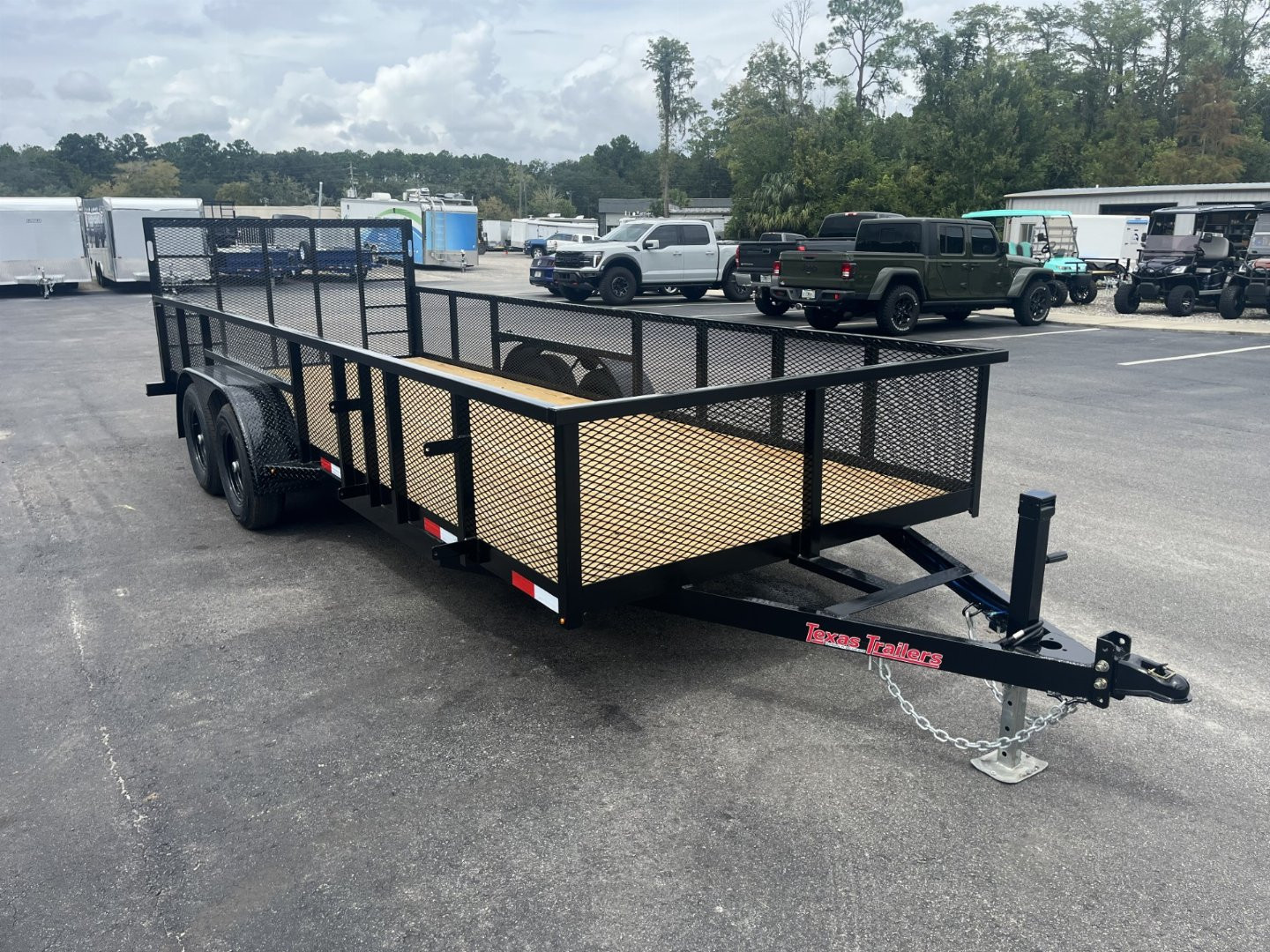 New LM62010 TEXAS TRAILERS 6'10" X 20' LAWN MAINTENANCE TRAILER