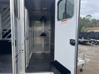 New AMB67TACK FRONTIER 6'8" X 14'8" STRAIGHT LOAD / TWO HORSE TRAILER