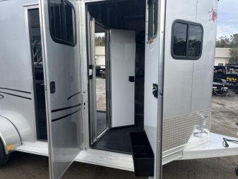 New AMB67TACK FRONTIER 6'8" X 14'8" STRAIGHT LOAD / TWO HORSE TRAILER