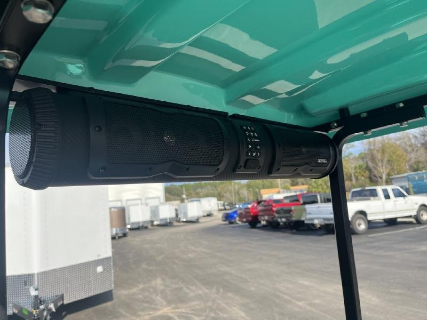 New STAR EV CAPELLA LIFTED 4-Li-105 LSV GOLF CART