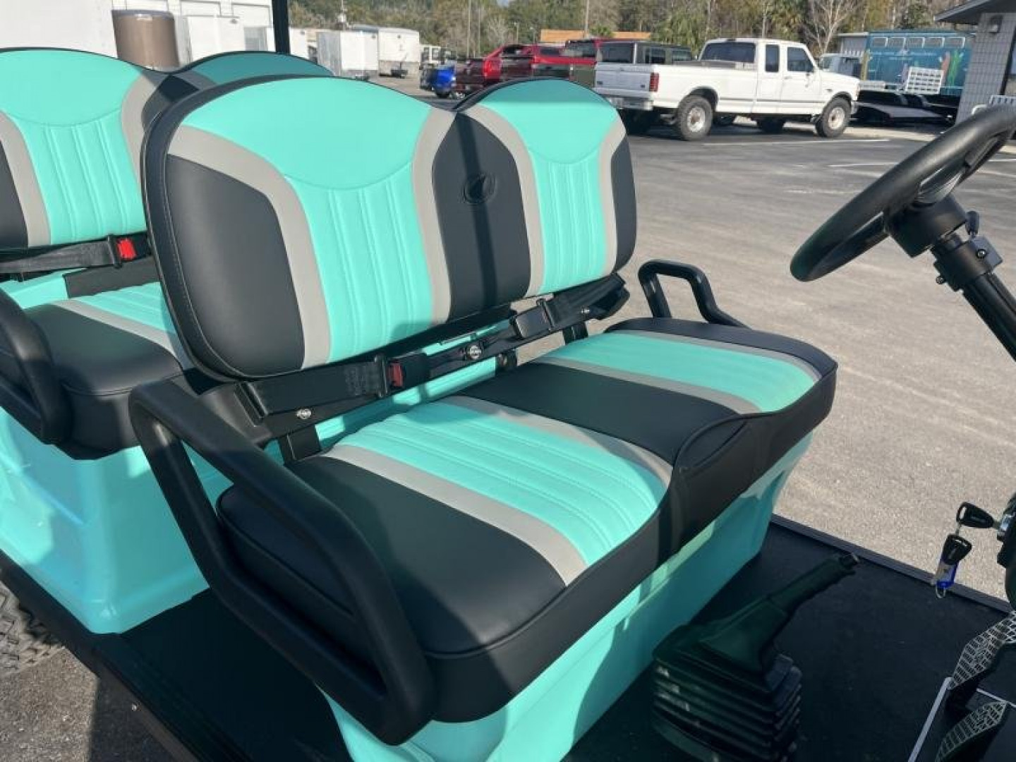 New STAR EV CAPELLA LIFTED 4-Li-105 LSV GOLF CART