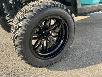 New STAR EV CAPELLA LIFTED 4-Li-105 LSV GOLF CART