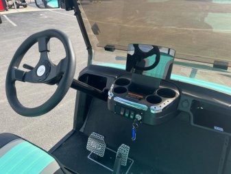 New STAR EV CAPELLA LIFTED 4-Li-105 LSV GOLF CART