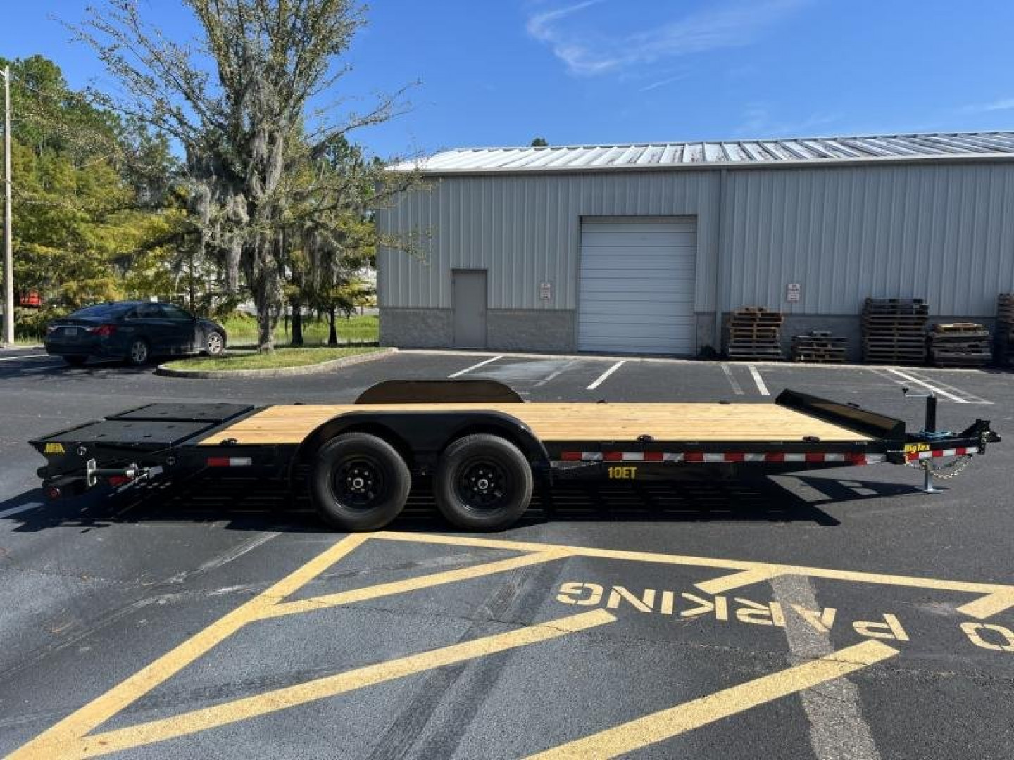 New 10ET-20BK-MR BIG TEX 7' X 20' TANDEM AXLE EQUIPMENT TRAILER W/ MEGA RAMPS