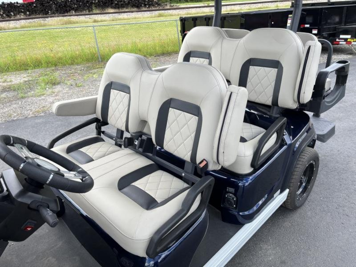 New STAR EV SIRIUS 4+2 LITHIUM BATTERY GOLF CART