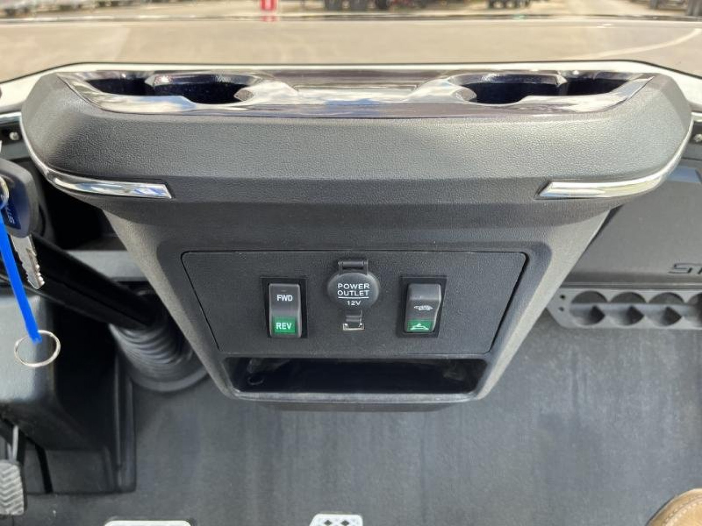 New STAR EV SIRIUS 4+2 LITHIUM BATTERY GOLF CART