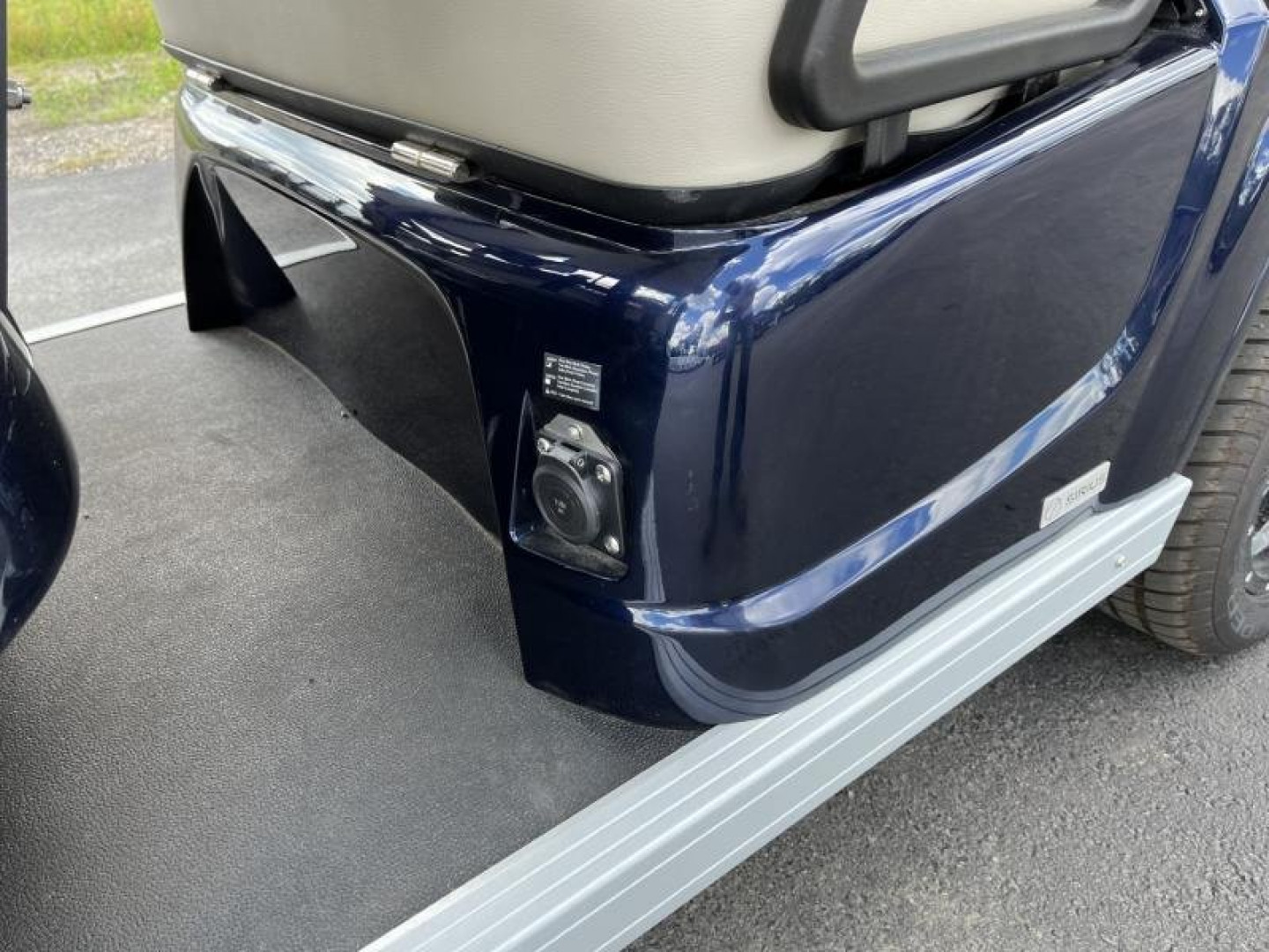 New STAR EV SIRIUS 4+2 LITHIUM BATTERY GOLF CART