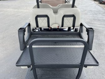 New STAR EV SIRIUS 4+2 LITHIUM BATTERY GOLF CART