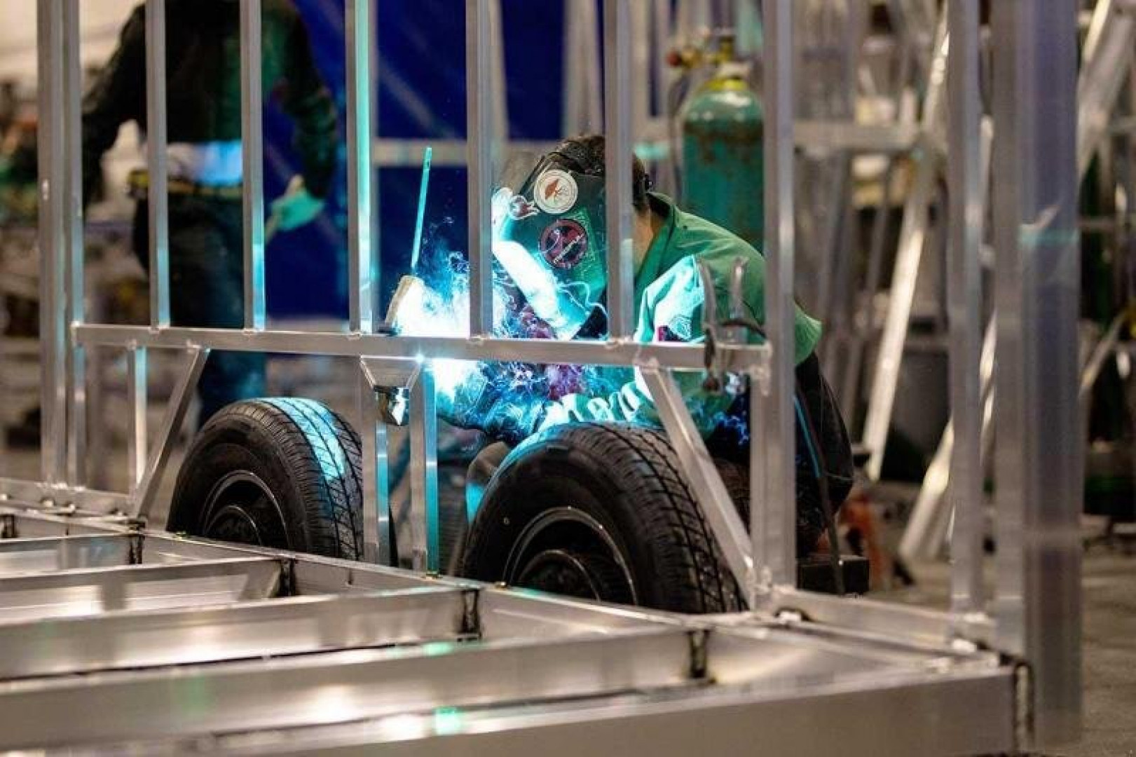 New EZEC7X14- IF E-Z HAULER 7' X14' ALL ALUMINUM FRAME ENCLOSED CARGO TRAILER W/ REAR RAMP DOOR & SIDE DOOR