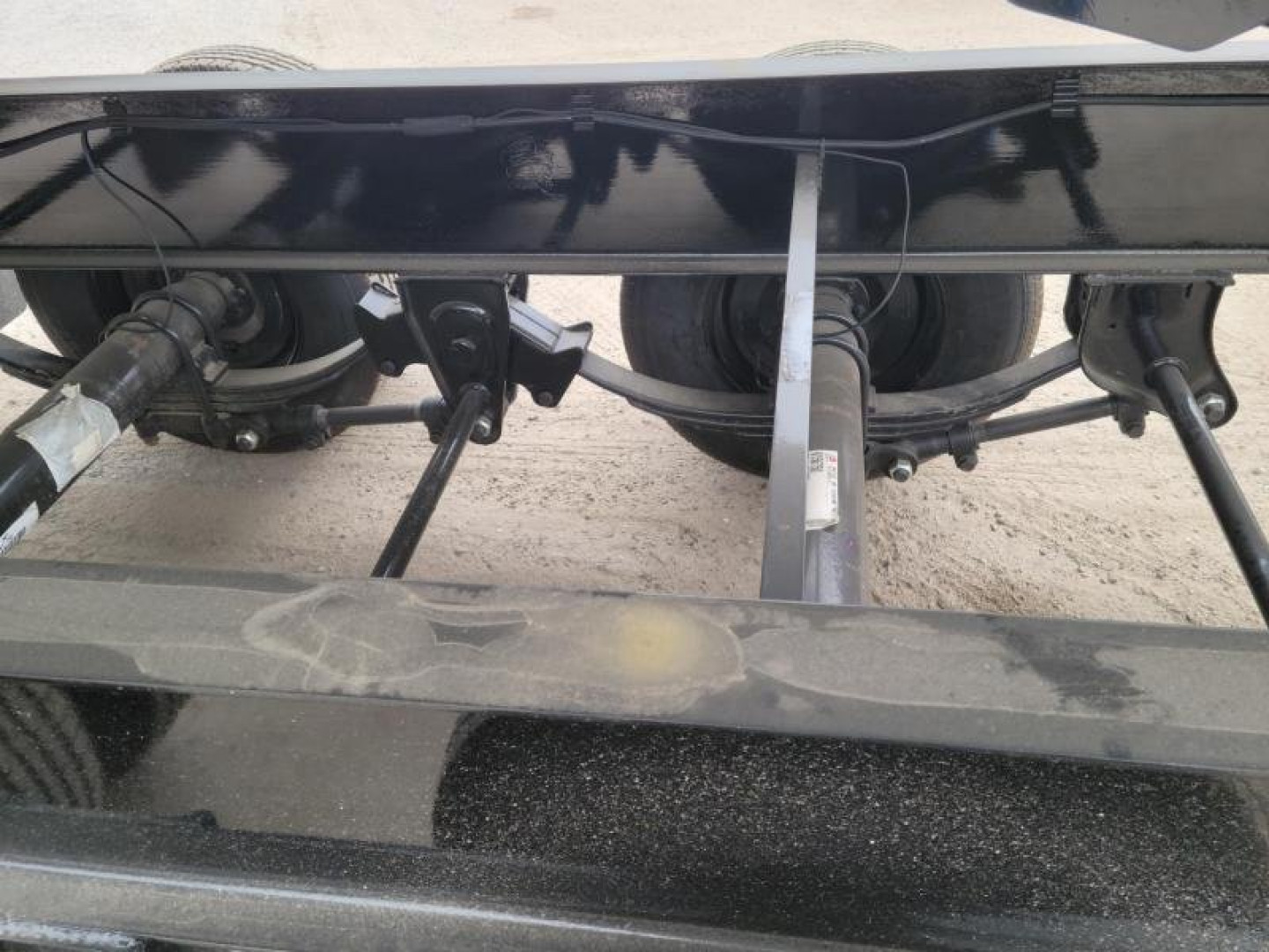 New 25DU-20BK8SIR BIG TEX 8' X 20' DUAL TANDEM GOOSENECK DUMP TRAILER W/ 4' SIDES