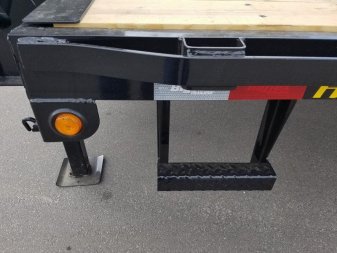 New 16GN-40D5A-MRBK BIG TEX 8.5' X 40' FLATBED TRAILER