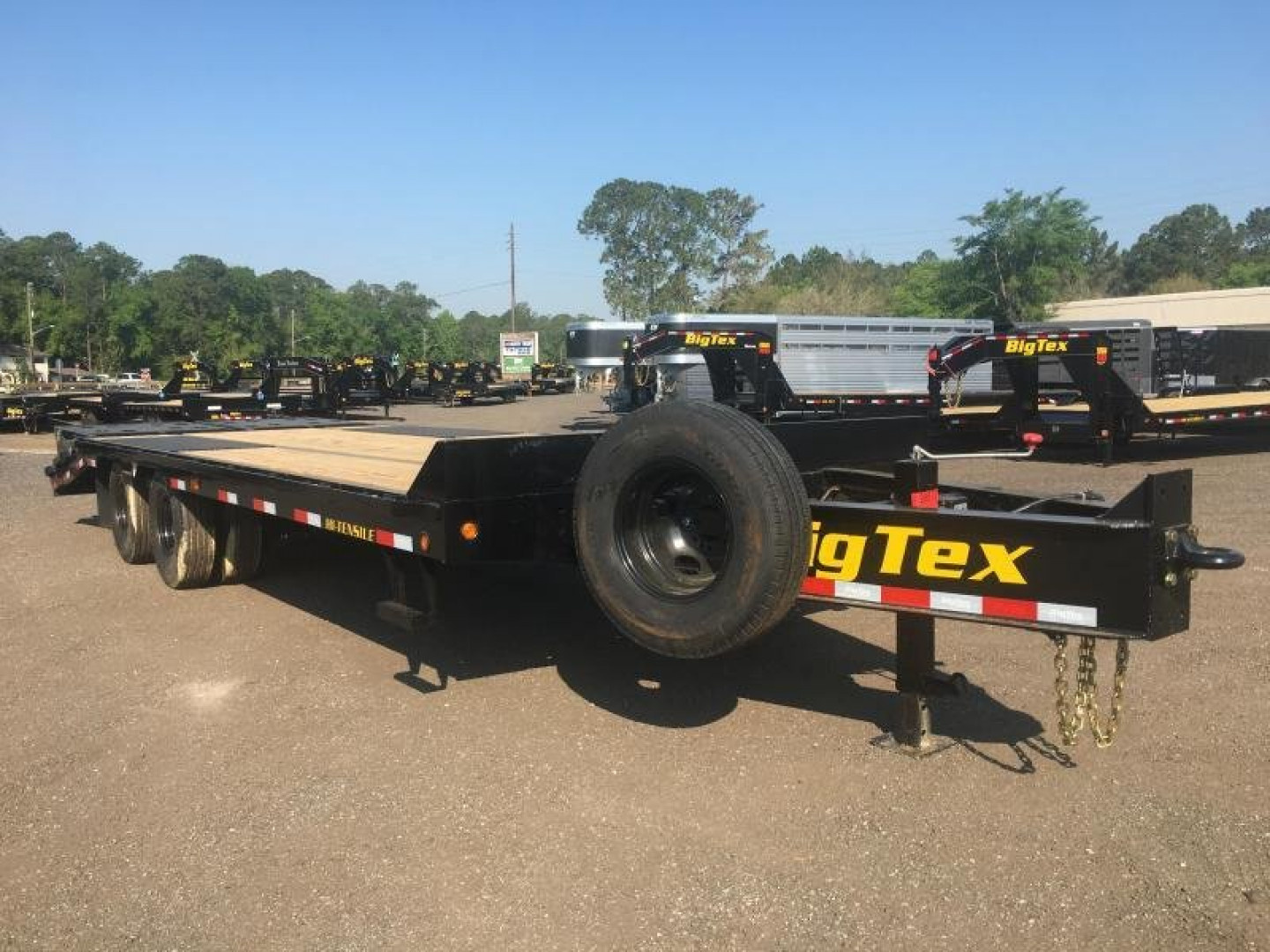 New 25PH-20BK+5MR BIG TEX 8.5' X 25' FLATBED TRAILER W/ MEGA RAMPS & LOAD RANGE E 10-PLY TIRES