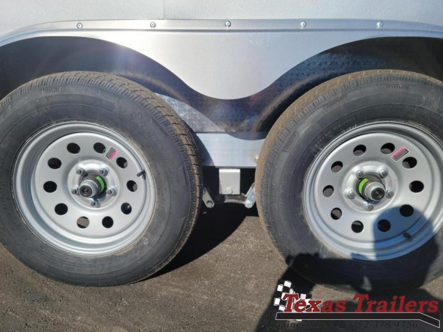 New EZEC8.5X20-IF E-Z HAULER 8.5' X 20' ALL ALUMINUM FRAME ENCLOSED CARGO TRAILER W/ REAR RAMP DOOR & SIDE DOOR