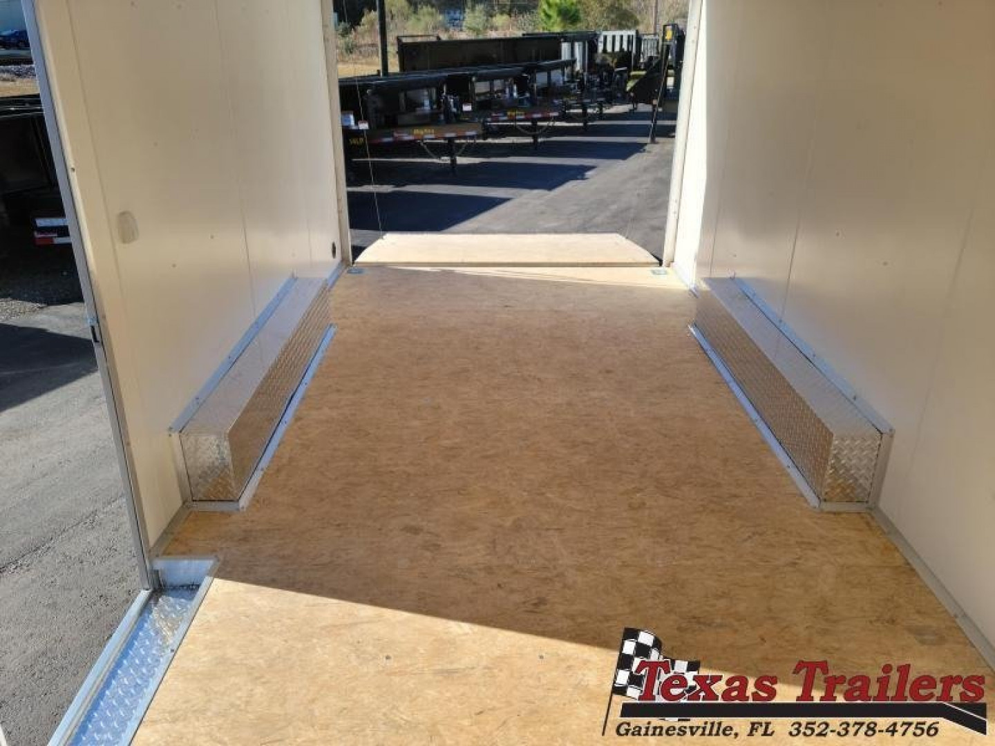 New EZEC8.5X20-IF E-Z HAULER 8.5' X 20' ALL ALUMINUM FRAME ENCLOSED CARGO TRAILER W/ REAR RAMP DOOR & SIDE DOOR