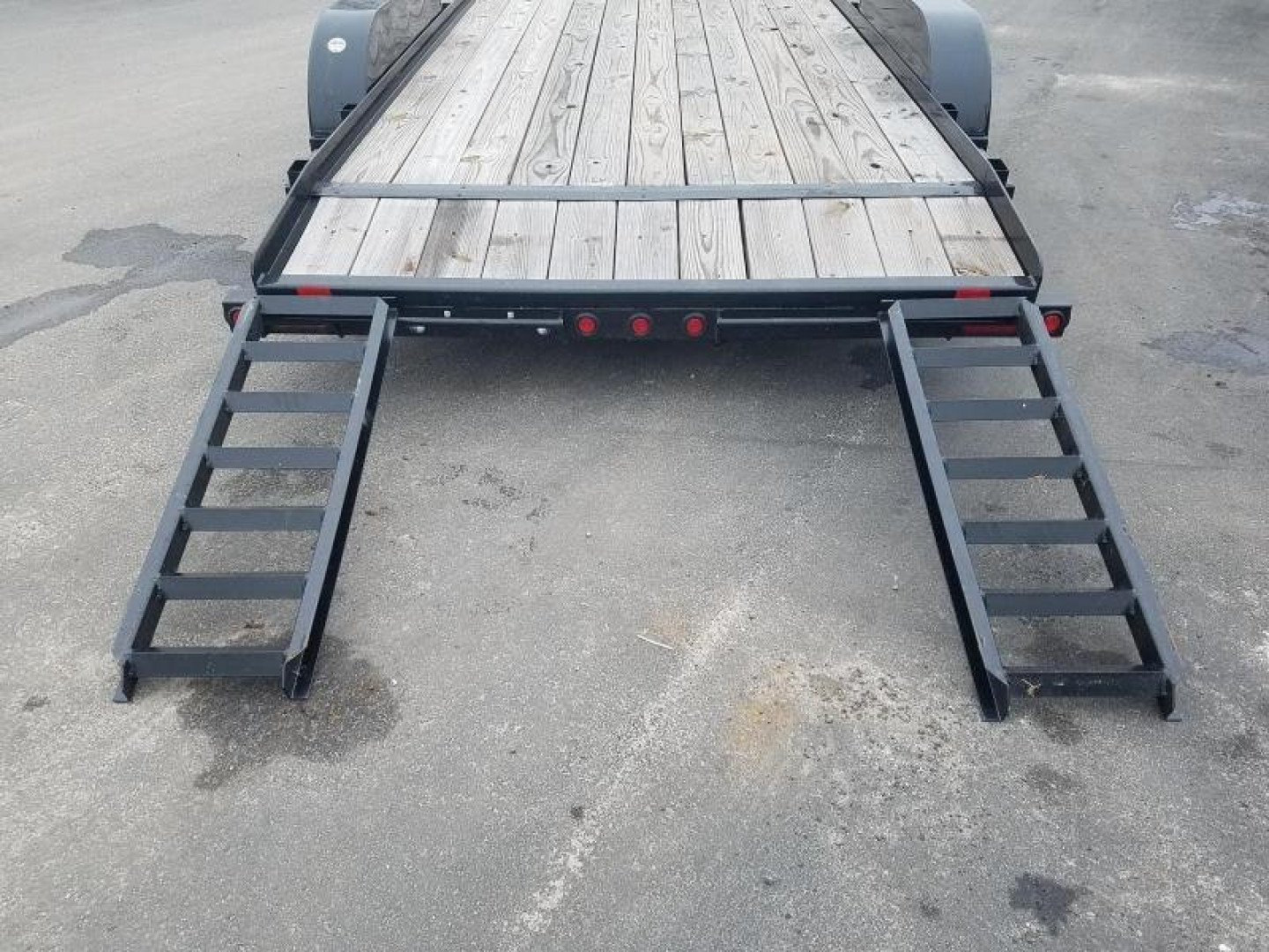 New 70CH-20BKDT BIG TEX 7' X 20' WOOD DECK CAR HAULER W/ DOVE TAIL