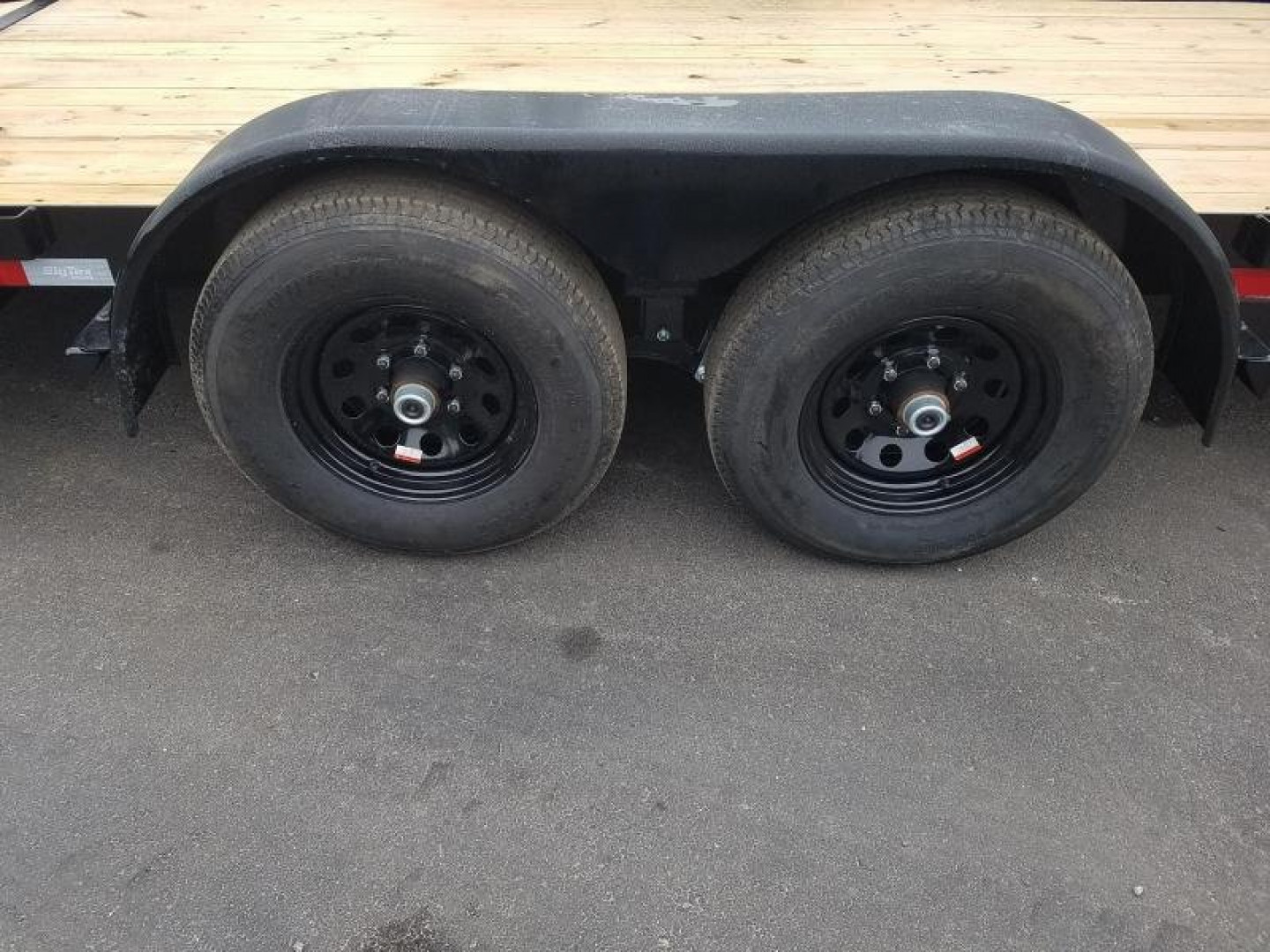 New 10CH-20BKDT BIG TEX 7' X 20' CAR HAULER