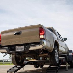 New 10CH-20BKDT BIG TEX 7' X 20' CAR HAULER