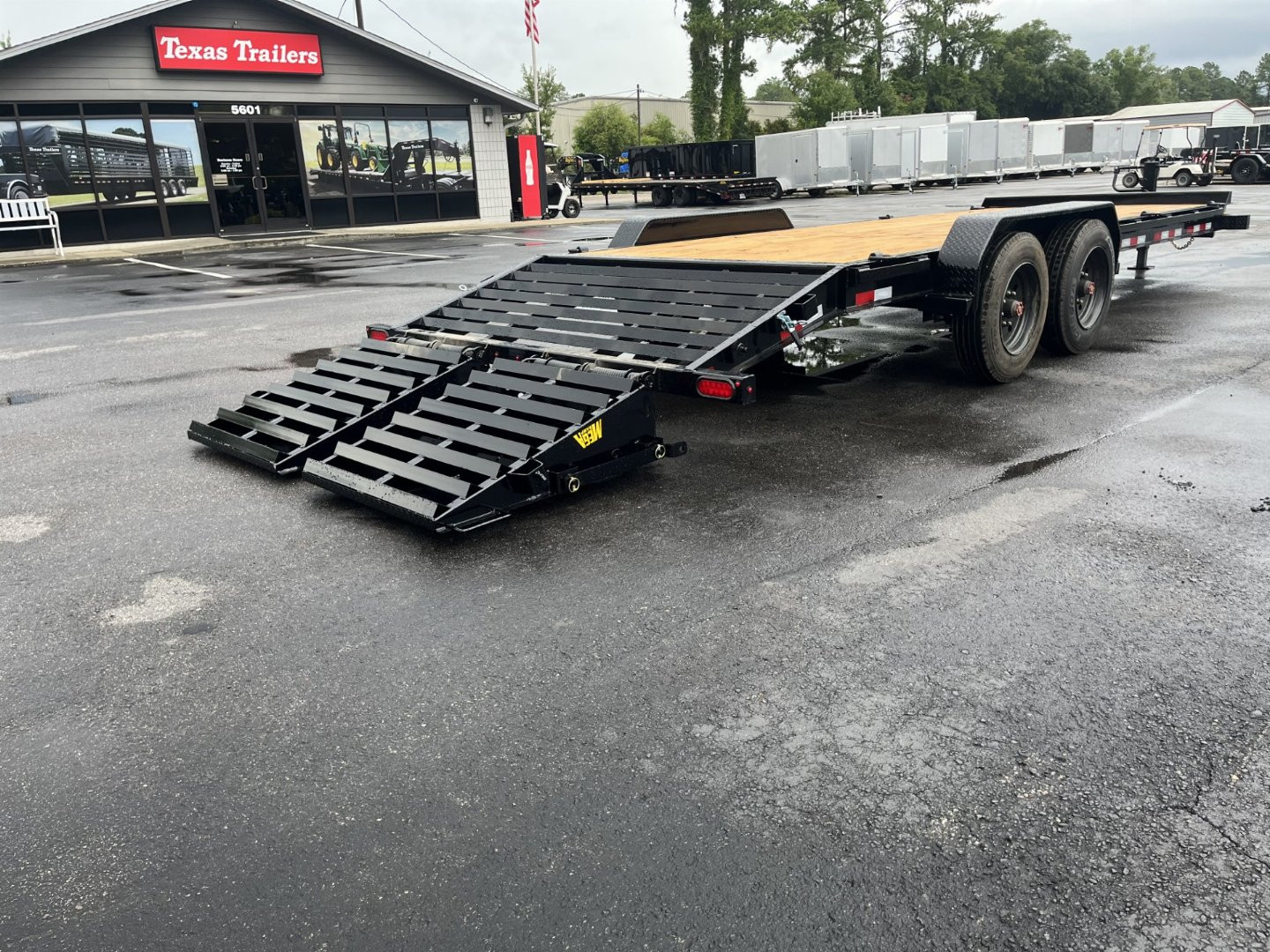 New 16EH-22D3A-MRBK BIG TEX 7' X 22' EQUIPMENT TRAILER WITH MEGA RAMPS