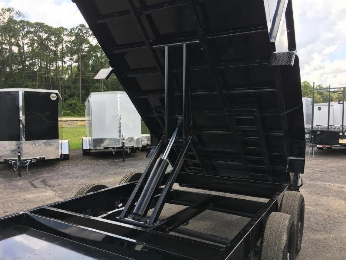 New 14GX-14BK-P4 BIG TEX 7' X 14' DUMP TRAILER W/ 4' SIDES