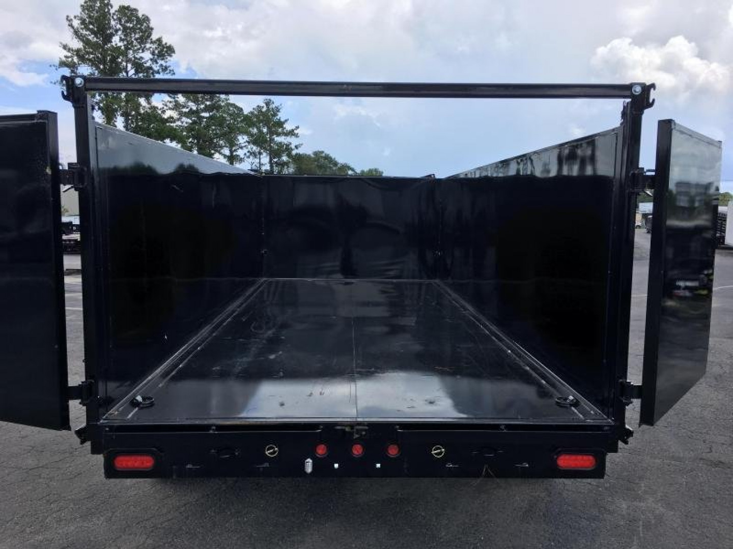 New 14GX-14BK-P4 BIG TEX 7' X 14' DUMP TRAILER W/ 4' SIDES