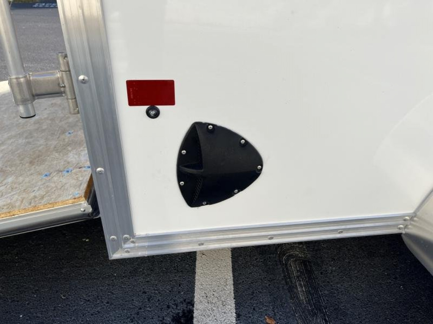 New EZEC6X12 SA-IF E-ZHAULER 6' X 12' ALL ALUMINUM FRAME ENCLOSED CARGO TRAILER W/ REAR RAMP DOOR & SIDE DOOR